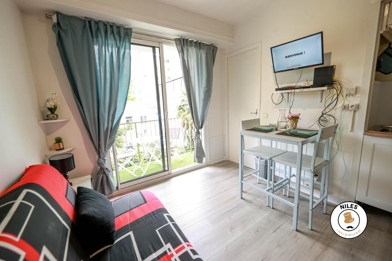 Au Petit Repere Palois -Studio - Centre Ville-Balcon-Wifi Fibre Pau Εξωτερικό φωτογραφία