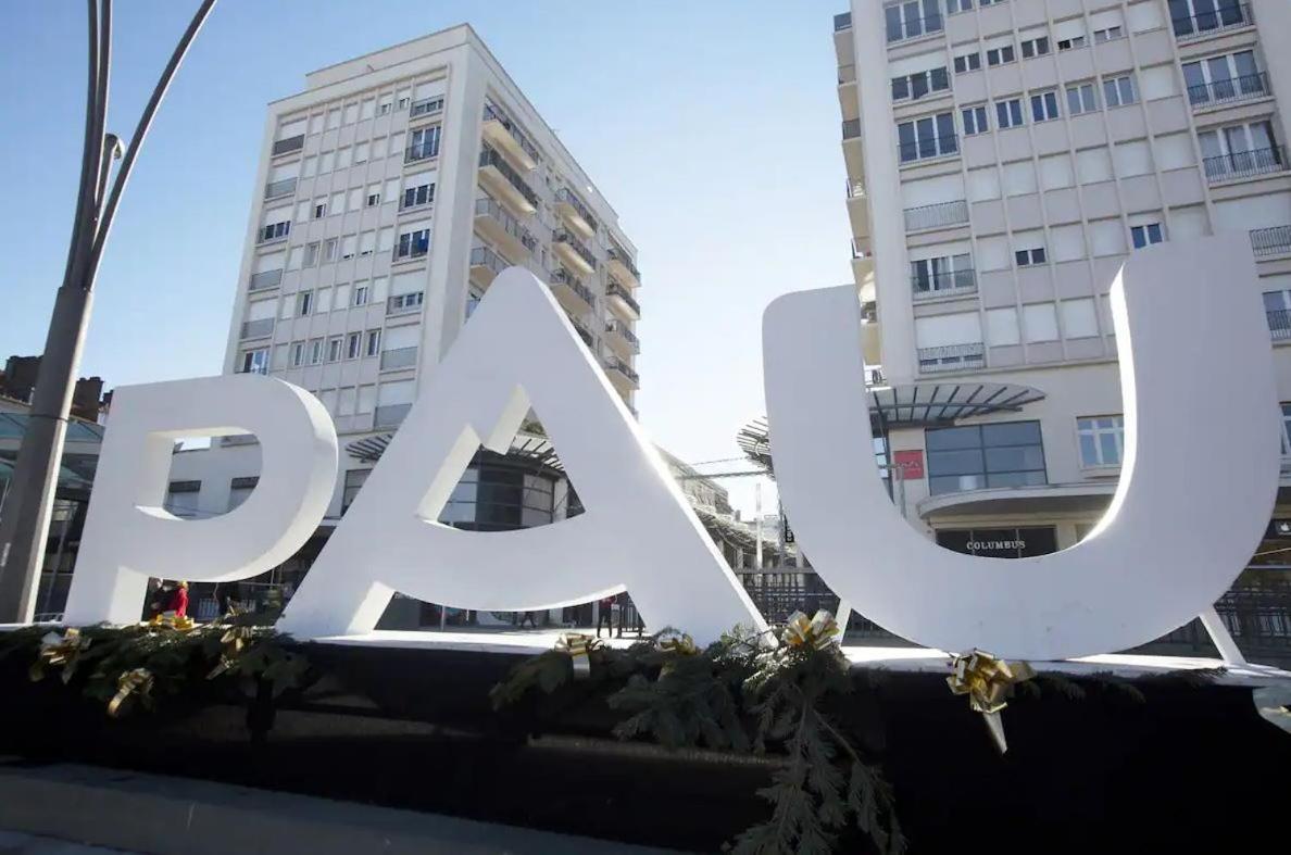 Au Petit Repere Palois -Studio - Centre Ville-Balcon-Wifi Fibre Pau Εξωτερικό φωτογραφία